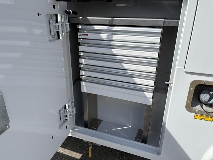 2024-dodge-2500-image-13