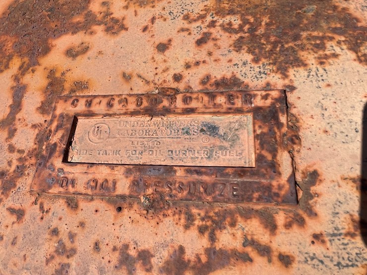 #4048-•-fuel-barrels-on-metal-platform-image-10