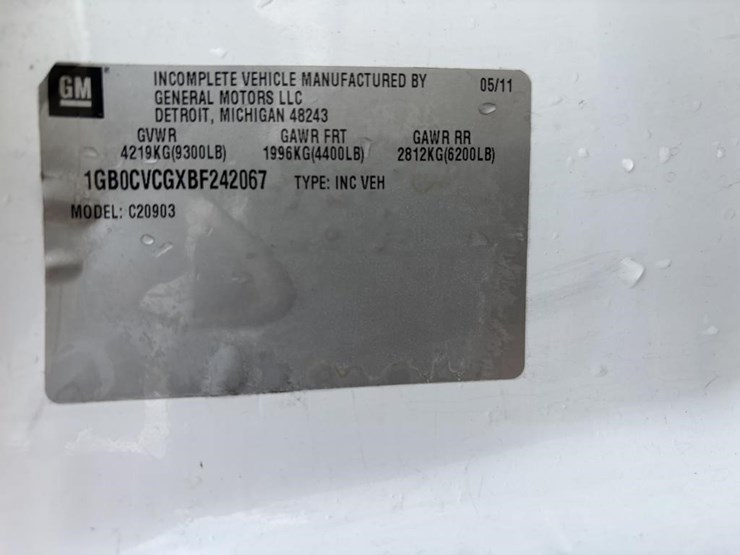 2011-chevrolet-2500-image-17