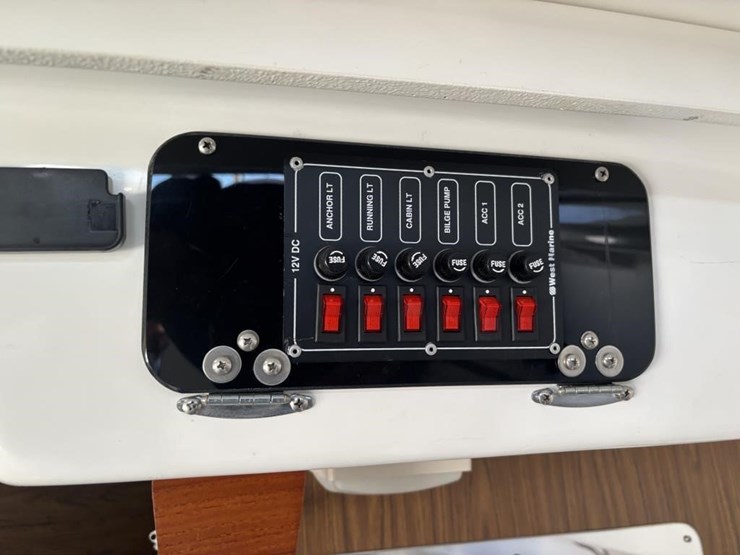 1995-unknown-trailer-image-18