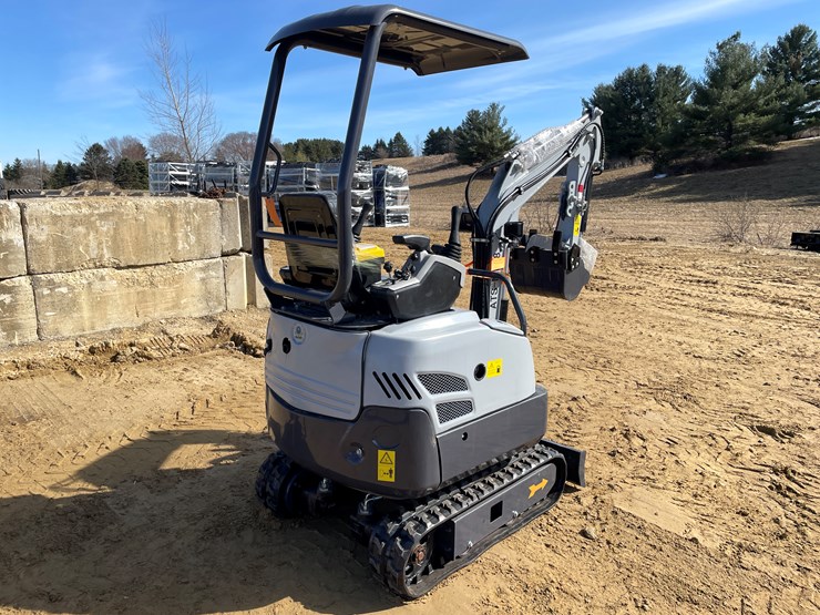 #1031-•-new-ats-me18-mini-excavator-image-5