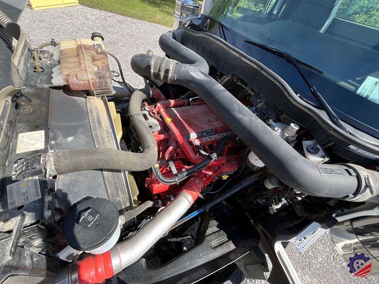 2024-international-hx520-image-67