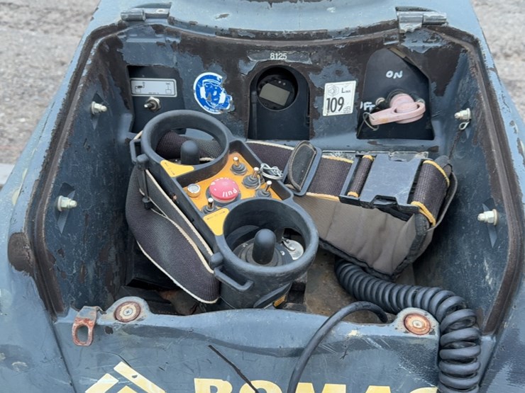 #2095-•-bomag-8500-trench-compactor-image-6
