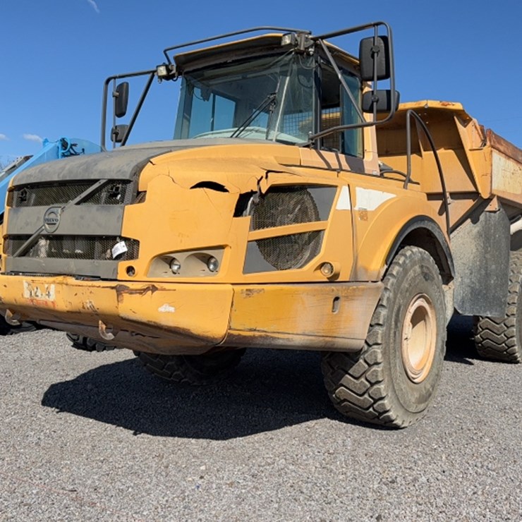 VOLVO A25F