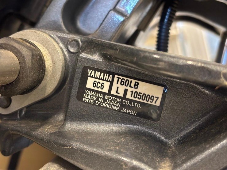 2025-g3-suncatcher-select-18f-pontoon-image-36