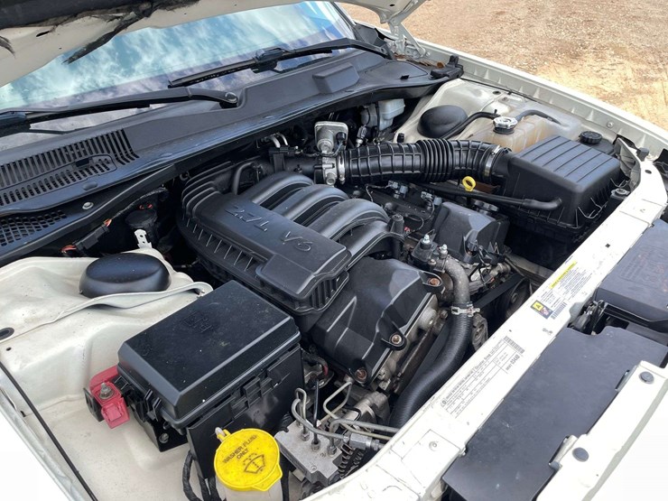 2010-chrysler-300-4-door-sedan-(119,302-miles)-image-8