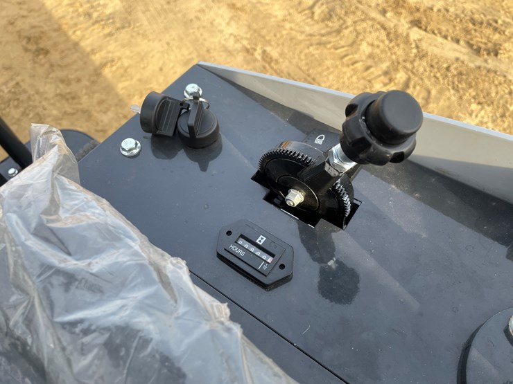 #1043-•-new-ats-d12d-mini-excavator-image-11