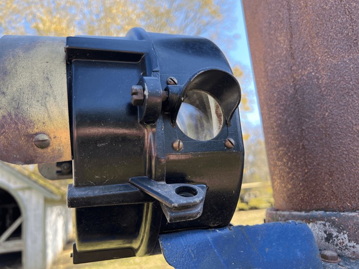 frick-steam-locomotive-with-track-image-63