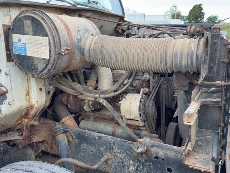 1985-international-s1900-image-20