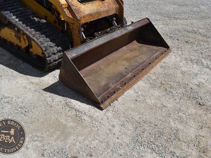 2020-caterpillar-289d3-image-58