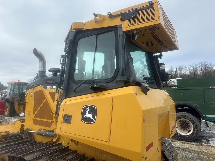 deere-550k-lgp-image-10