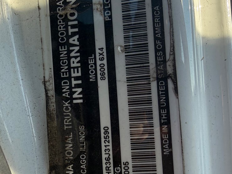 2005-case-ih-8600-image-7