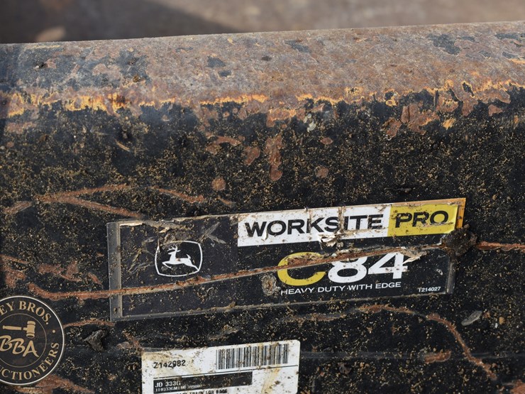 2021-deere-333g-image-15