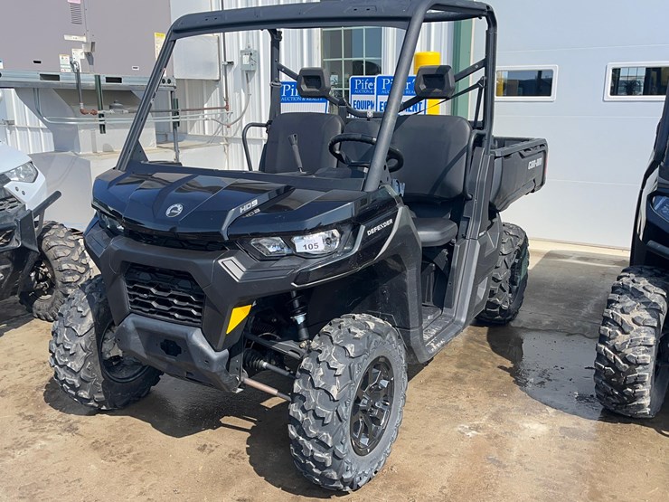2023-can-am-defender-hd9-image-1