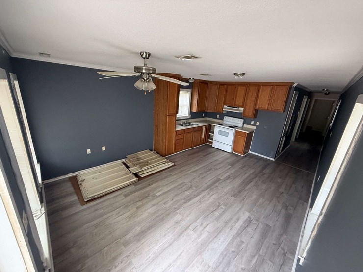 fema-cottage---2007-deer-valley-hb-mobile-home-image-11