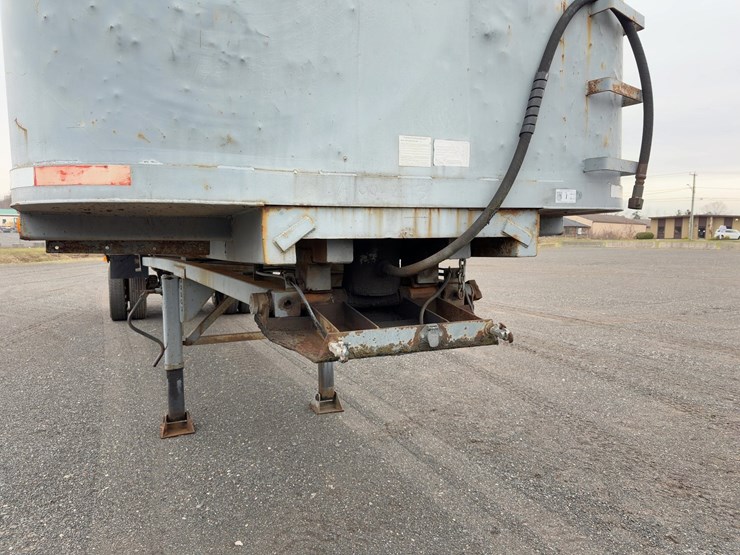 1996-bijt-36'-t/a-steel-frameless-dump-trailer-image-8
