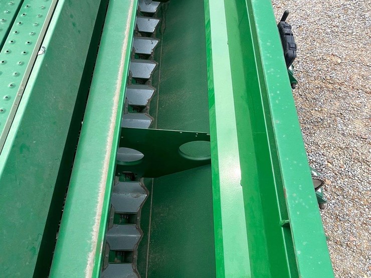 2010-great-plains-3p1006nt-image-8