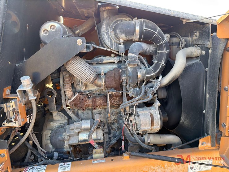 2018-case-586h-image-13