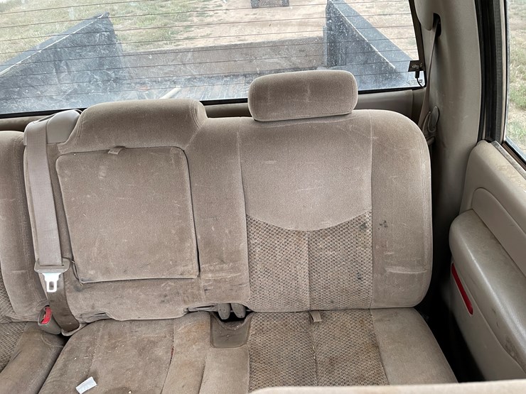 #4006-•-2005-chevy-crew-cab-truck-(az-title)-image-26