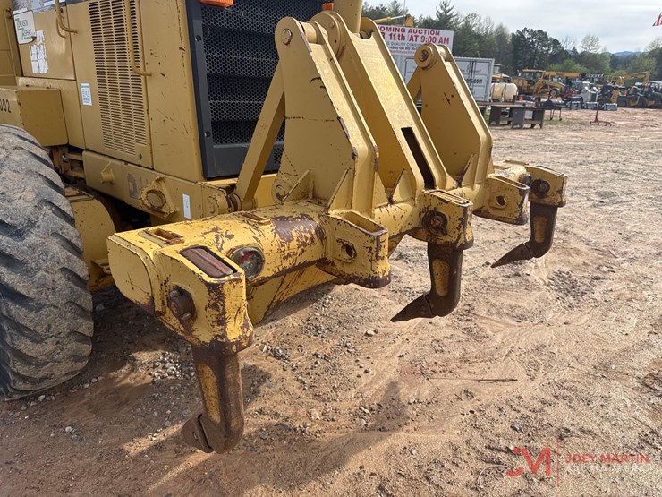 1996-caterpillar-140h-image-19