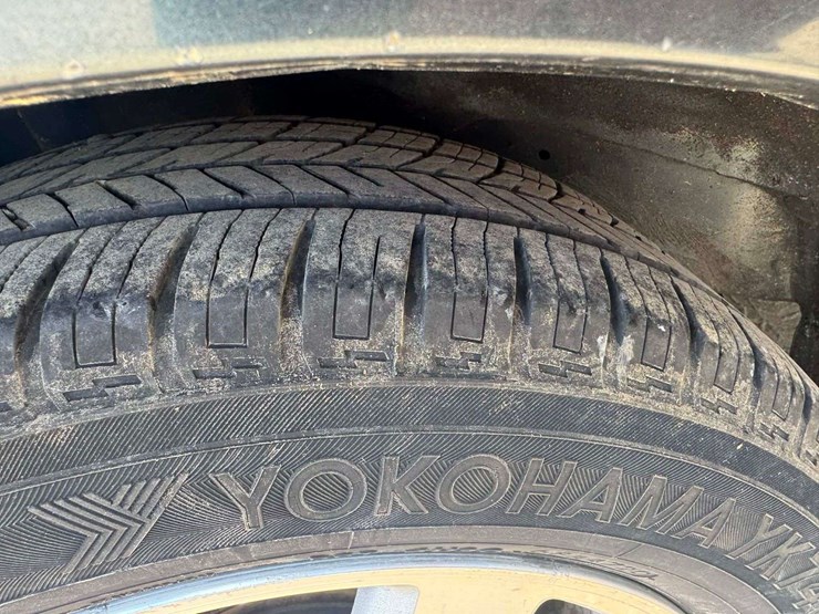 2005-honda-accord-4-door-sedan-(347,973-miles)-image-18