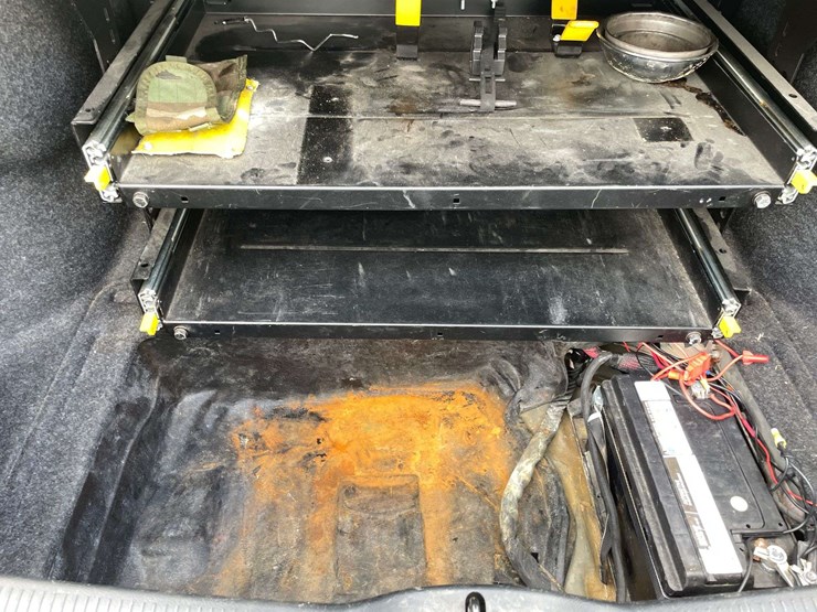 2017-dodge-charger-4-door-police-sedan-(79,558-miles)-image-15