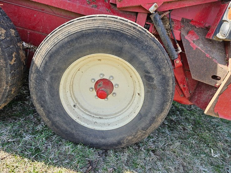 2019-new-holland-195-image-26