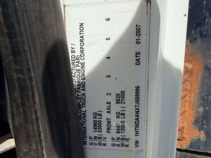 2007-international-7400-image-70