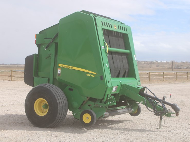 john-deere-560m-image-4