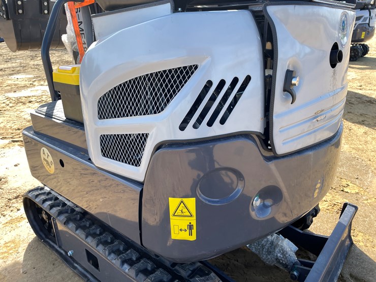 #1032-•-new-ats-me18-mini-excavator-image-19
