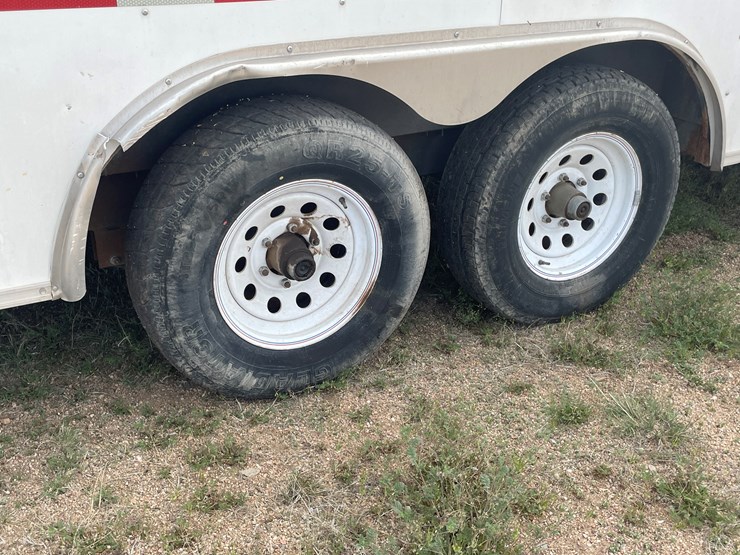 #4013-•-haulmark-enclosed-trailer-(az-title)-image-15