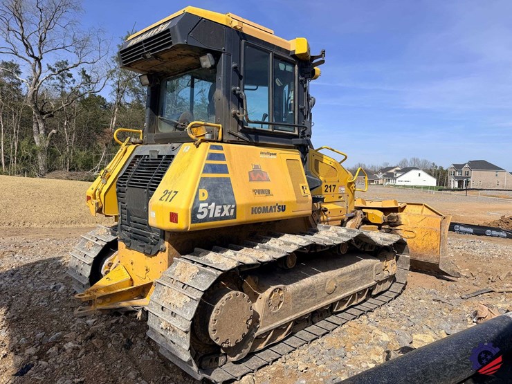 2018-komatsu-d51exi-24-image-3
