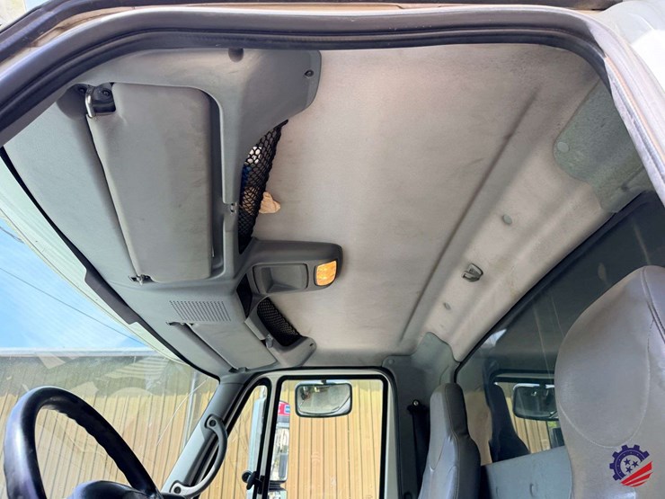 2007-international-7400-image-62