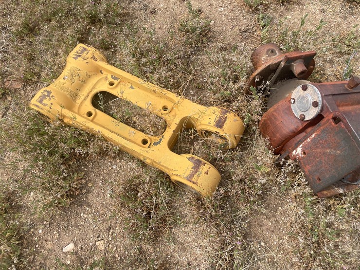 #4060-•-gearcase-and-casting-joint-image-3