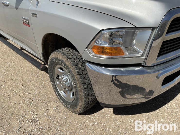 2011-dodge-2500-image-13