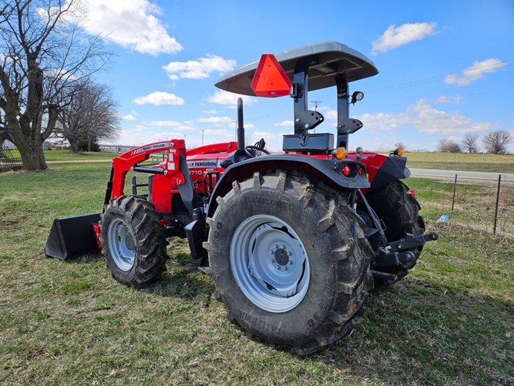 massey-ferguson-4710-image-3