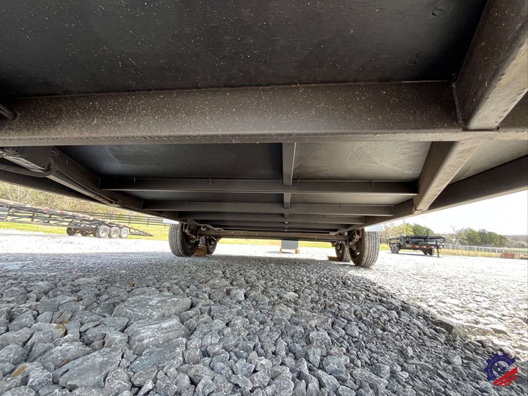 2023-interstate-west-victory-t/a-16’-enclosed-tag-trailer-image-17