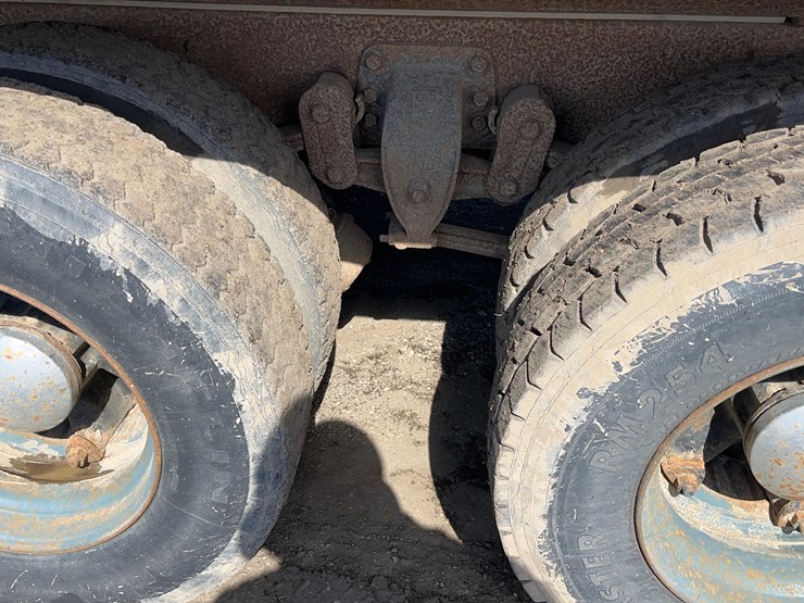 1989-ford-l-image-40