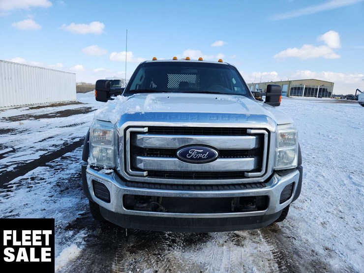 2015-ford-f550-image-23