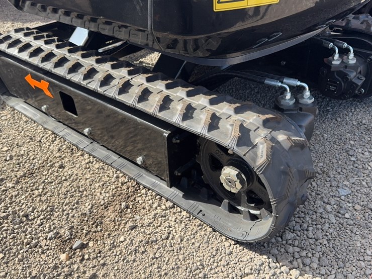 #1099-•-2025-tpm-22k-mini-excavator-image-15