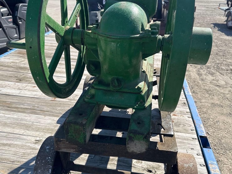 john-deere-15-image-3