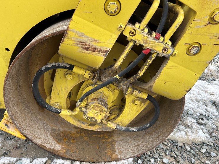 2006-bomag-bw120ad-4-image-13