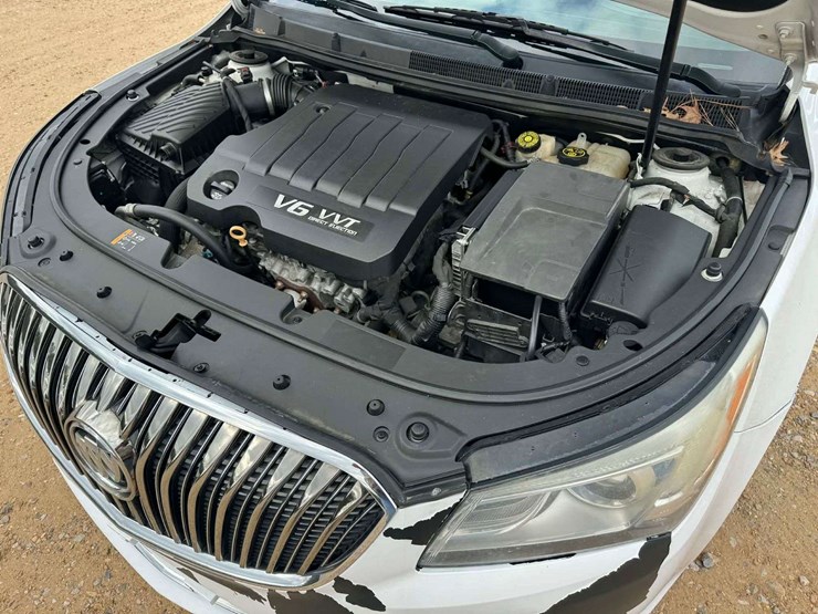 2016-buick-lacrosse-leather-fwd-4d-sedan-3.6-6cyl.-gasoline-(137,344-miles)-image-19