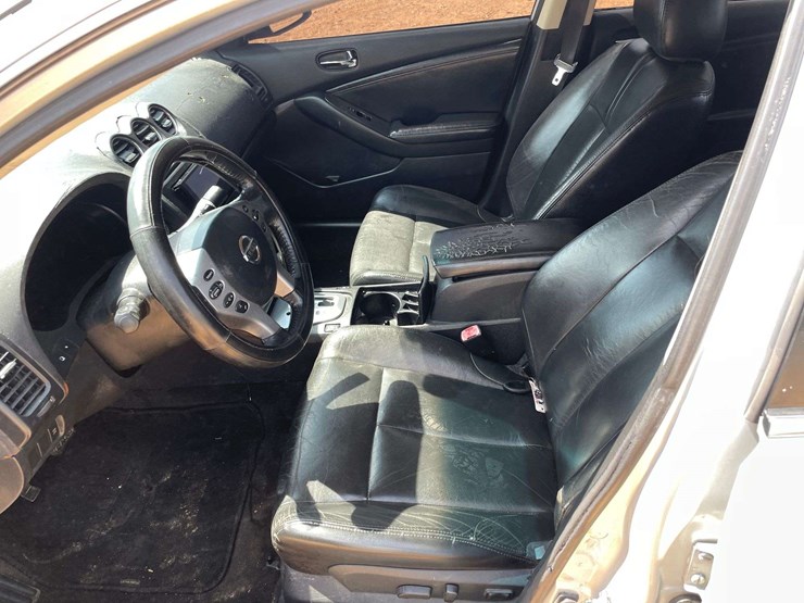 2007-nissan-altima-sl-4-door-sedan-(254,637-miles)-image-10