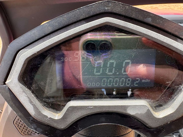 2023-bintelli-electric-golf-cart-w/-on-board-charger-image-13