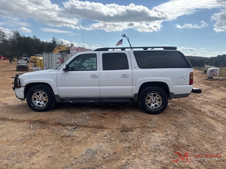 chevrolet-suburban-image-7