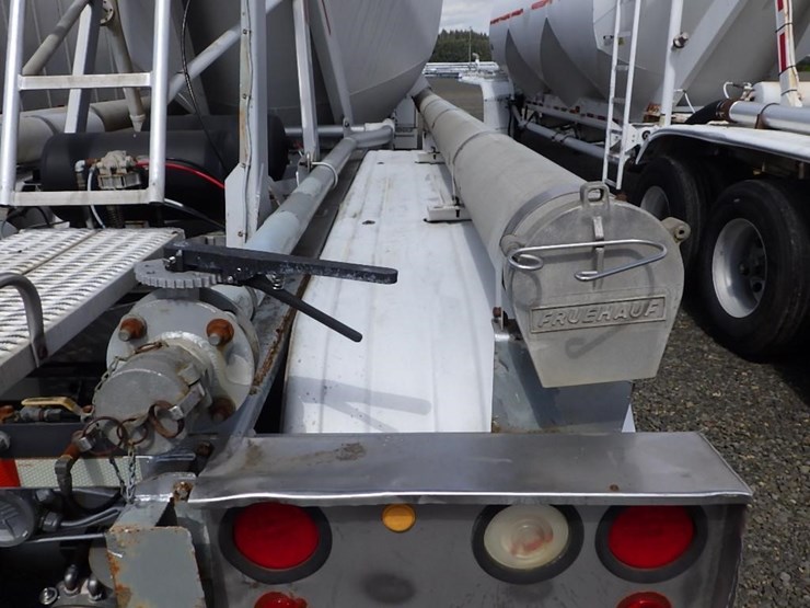 1998-fruehauf-tank-image-11