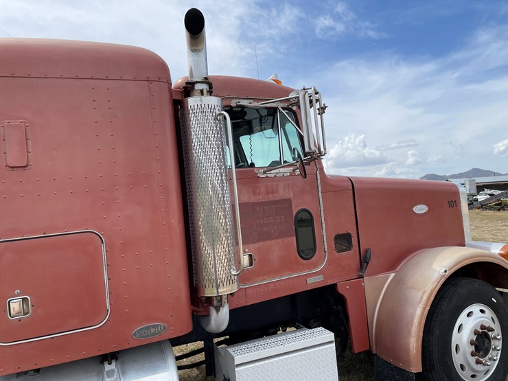 1998-peterbilt-378-image-27