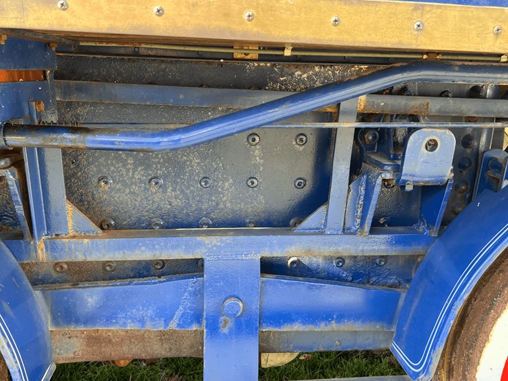 frick-steam-locomotive-with-track-image-56