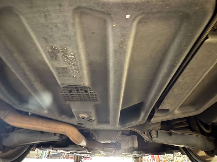 2013-mercedes-benz-c250-4-door-sedan-(123,035-miles)-image-24